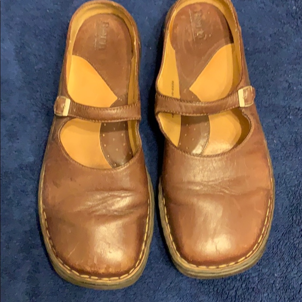 Born Crafted foot wear